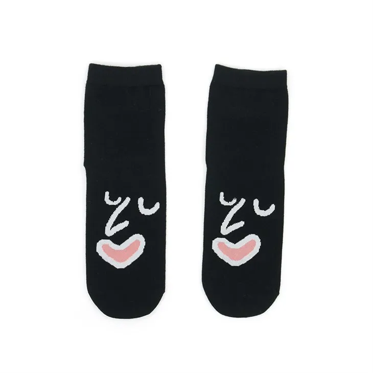 Mustat Emoji-puuvillasukat