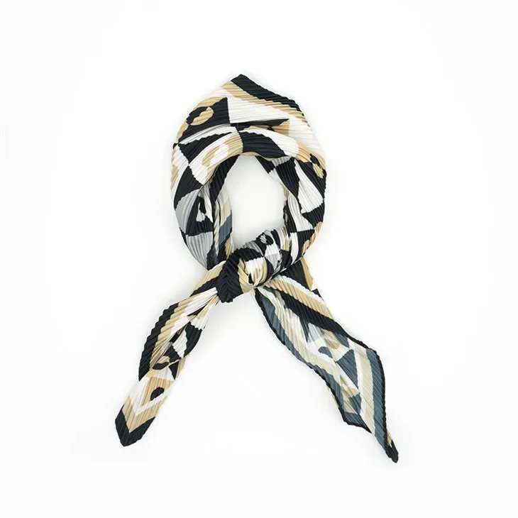 Tarkista Crinkled Bandana S031